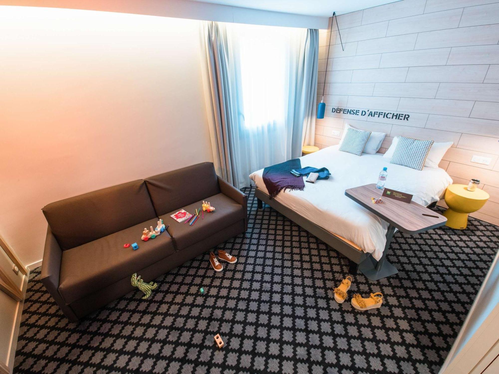 Ibis Styles Chalons En Champagne Centre Hotel Exterior photo